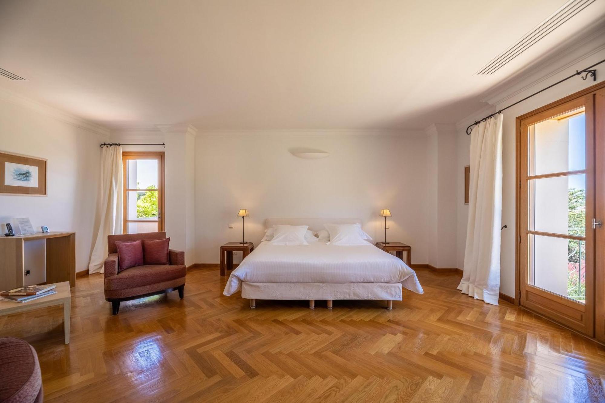 La Villa Calvi Bagian luar foto