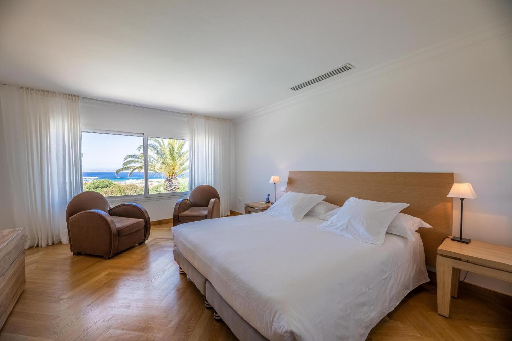 La Villa Calvi Bagian luar foto